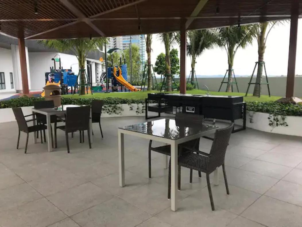 Almas Puteri Harbour Nusajaya Suite Room Exclusive Room 5 Min To Legoaland By Homespace Nusajaya (Iskandar Puteri) Exterior foto