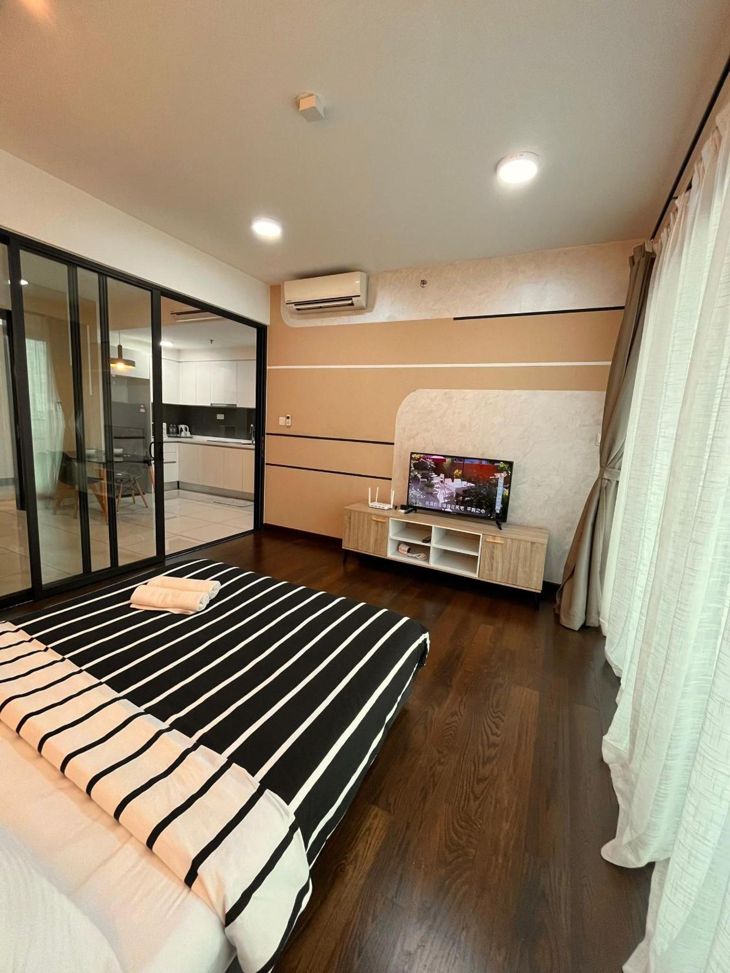 Almas Puteri Harbour Nusajaya Suite Room Exclusive Room 5 Min To Legoaland By Homespace Nusajaya (Iskandar Puteri) Exterior foto